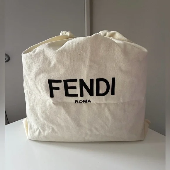 Fendi 2Jours Small / Petite Tote in Beige-Gray Leather with Crossbody Strap - Picture 16 of 16